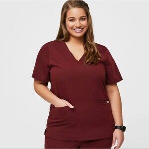 NWT Figs | Casma Three-Pocket Scrub Top In Burgundy, Womens XXL